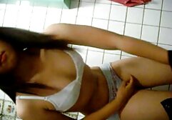 Jovem morena despida e mijada quero ver filme de sexo em português na casa de banho